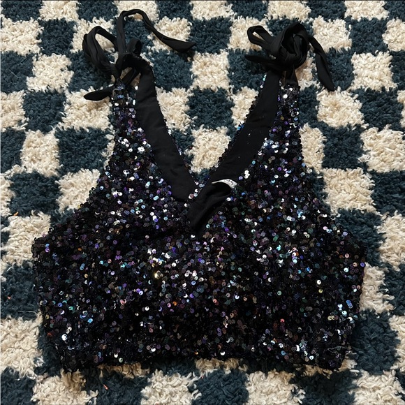 Free People Big Night Sequin Crop Top in Black Size L - Picture 4 of 4